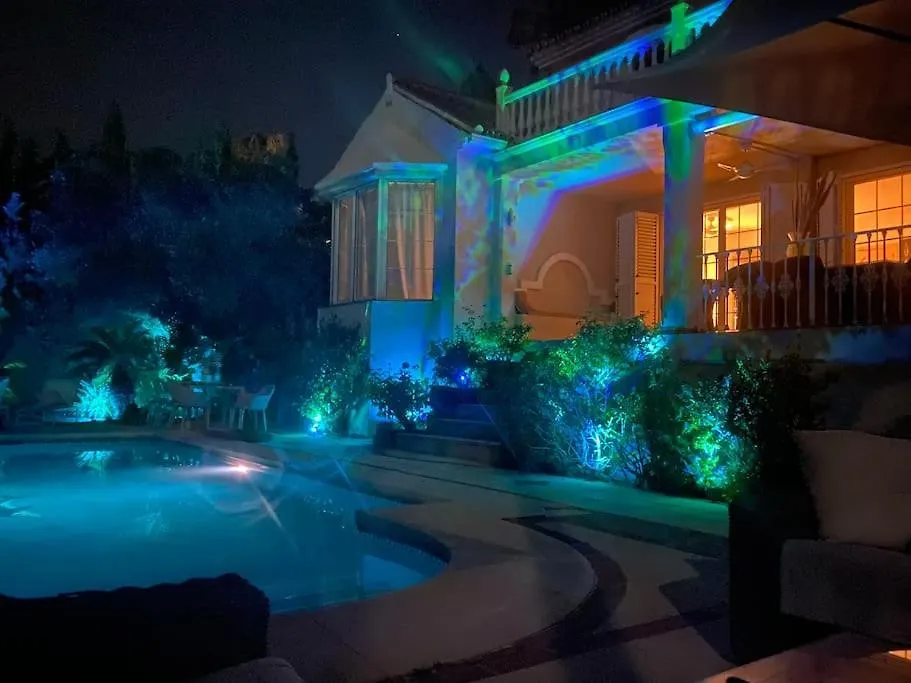 Villa Perla Close To Beach With A Private Pool Mijas